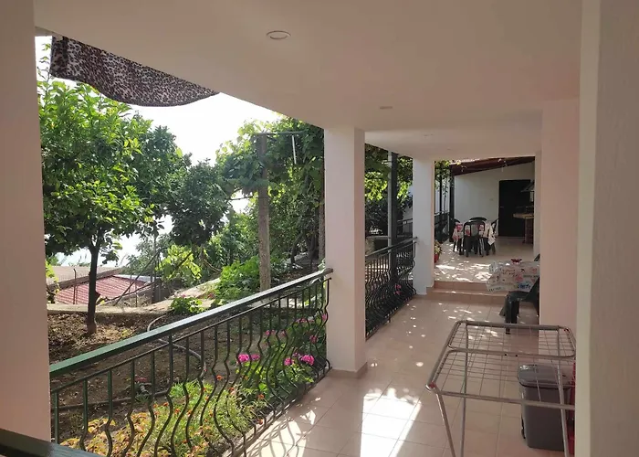 Homestay Gurra Room's Lukove